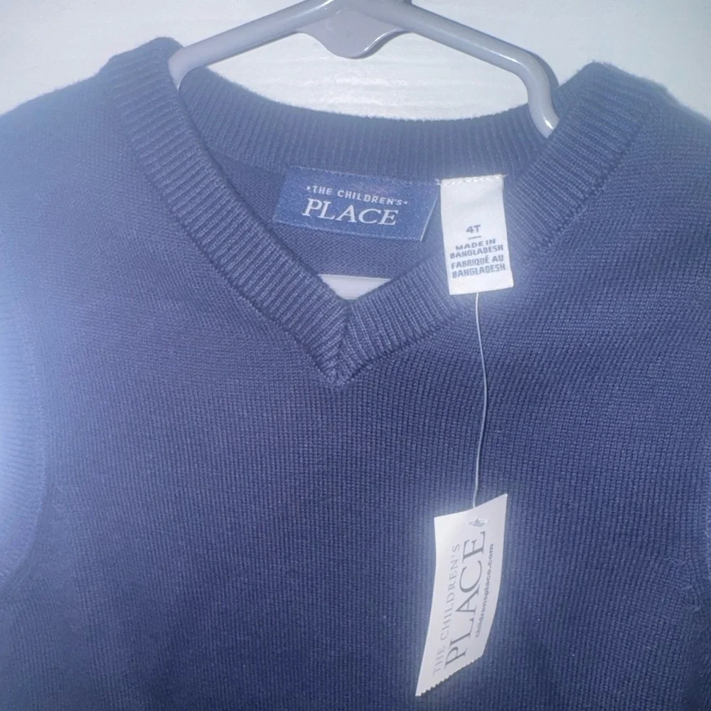 The Children’s Place Boys 4T Navy V-Neck Sweater Vest School Uniform NWT